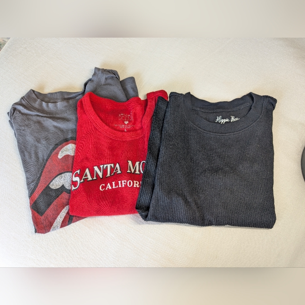 Set of 3 T-Shirts Red and Black Size S/XS